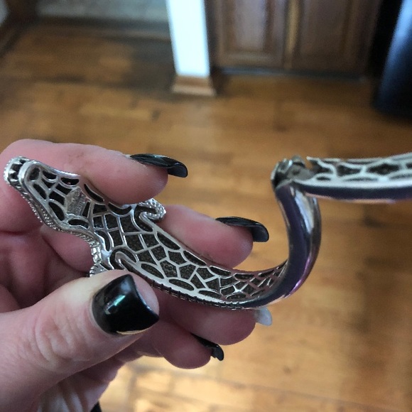 ISO MATCHING RING!!! Ss n diamond crocodile cuff - Picture 2 of 3